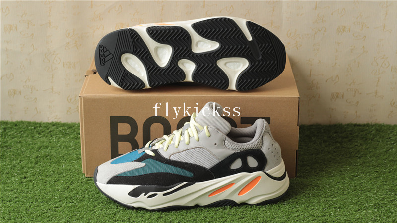 Adidas Kanye West Yeezy Wave Runner 700 Boost